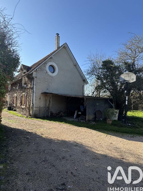 Maison - 213 m² - 10 pièces