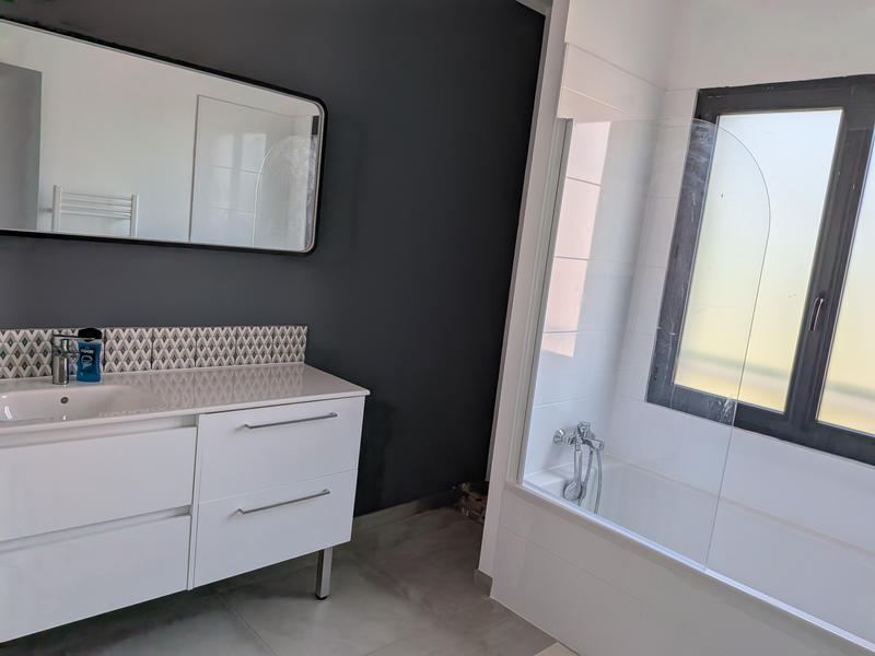 Maison - 95 m² - 4 pièces