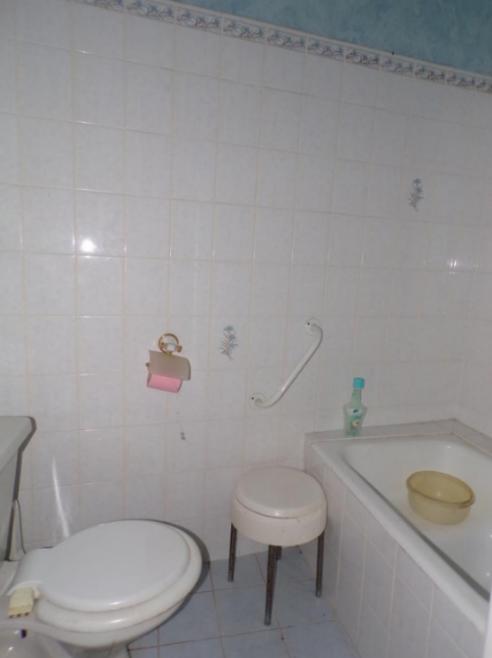 Maison - 325 m² - 11 pièces