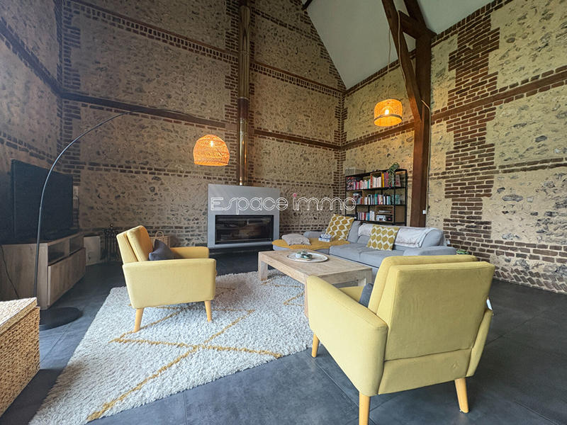 Maison - 233 m² - 6 pièces