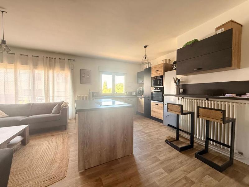 Maison - 136 m² - 6 pièces