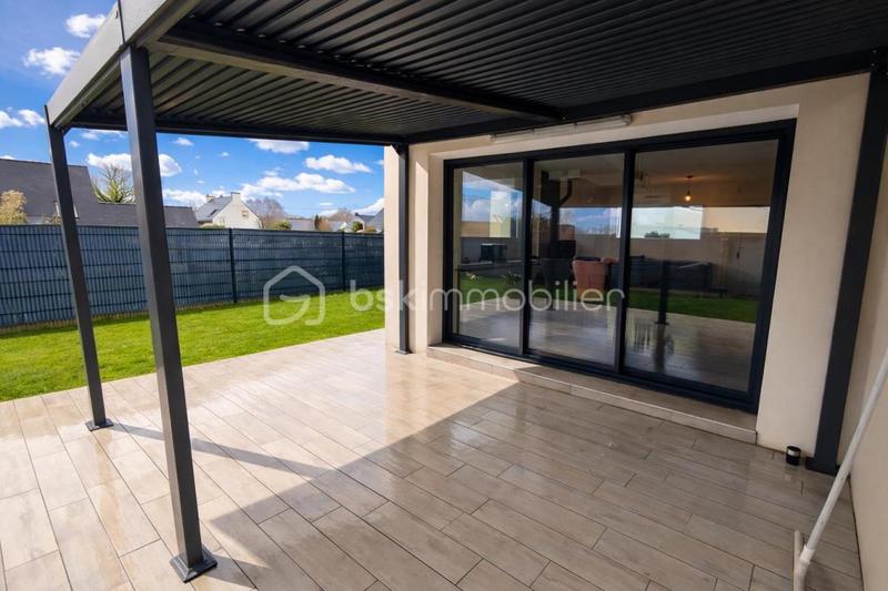 Maison - 96 m² - 5 pièces