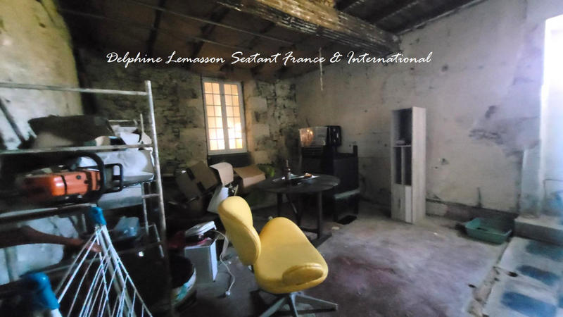 Maison - 435 m² - 13 pièces