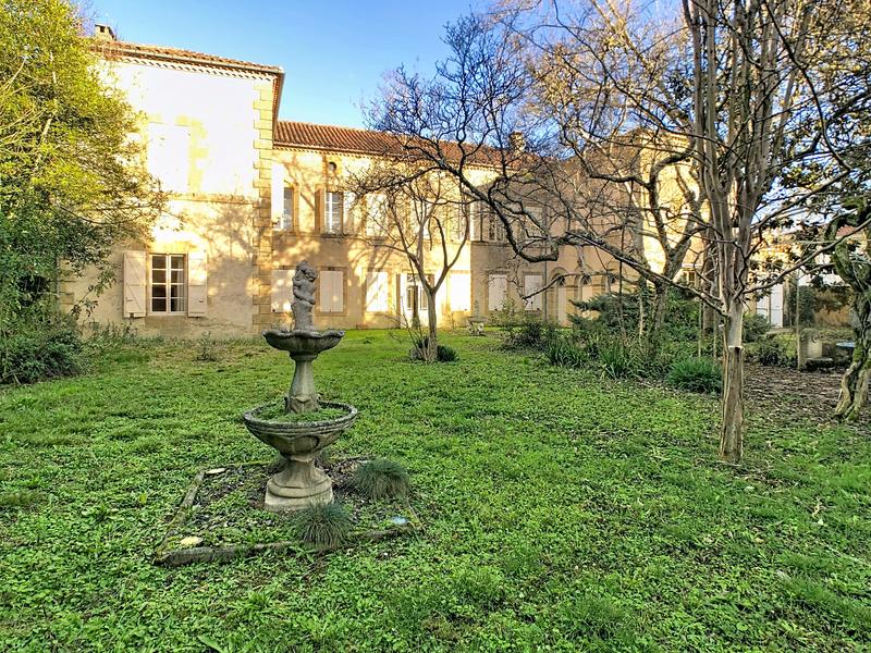 Immeuble - 600 m² - 16 pièces