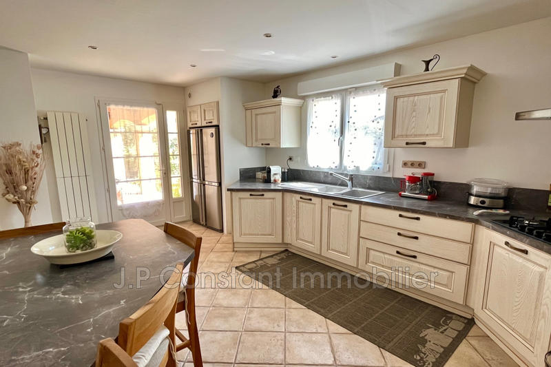 Maison - 190 m² - 6 pièces