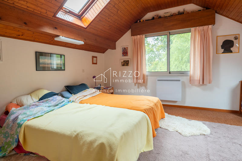 Maison - 200 m² - 6 pièces