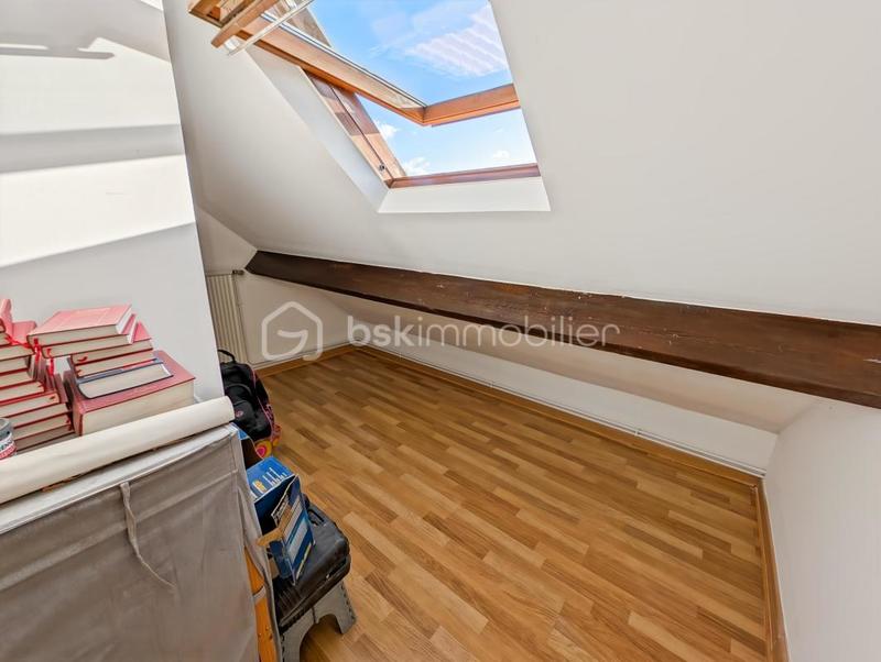 Maison - 147 m² - 8 pièces