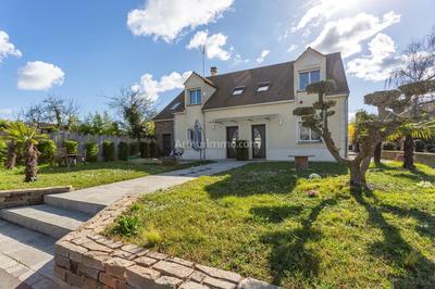 Maison - 226 m² - 10 pièces