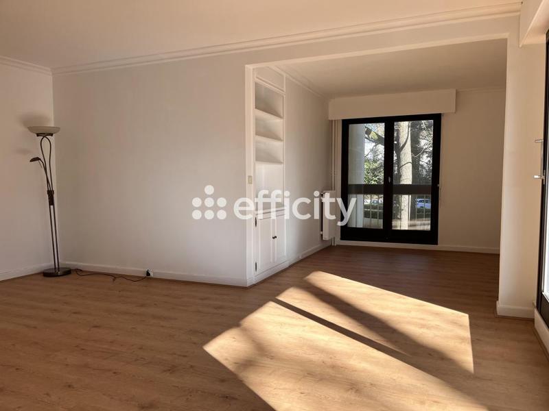 Appartement - 92 m² - 4 pièces