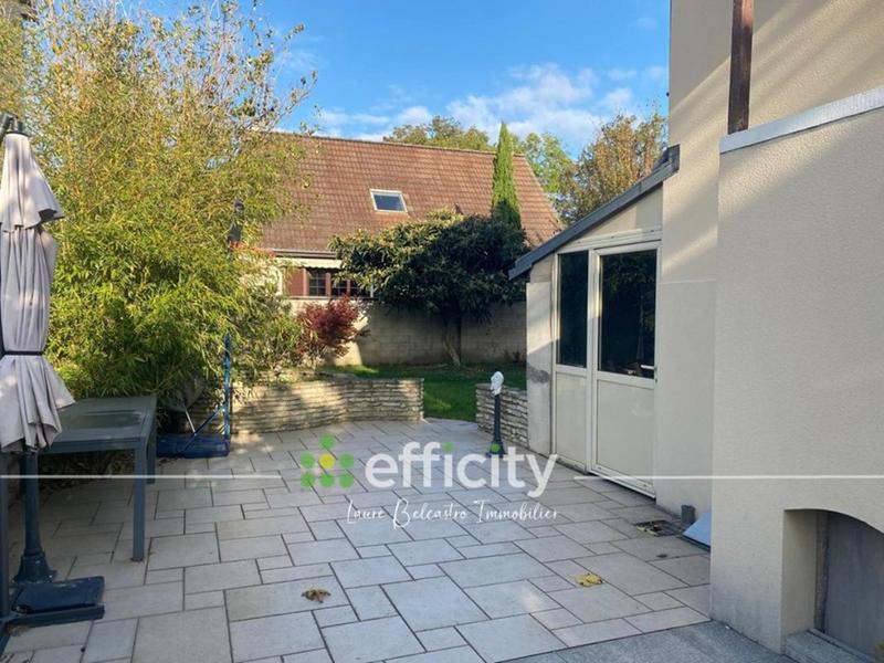 Pavillon - 100 m² - 5 pièces