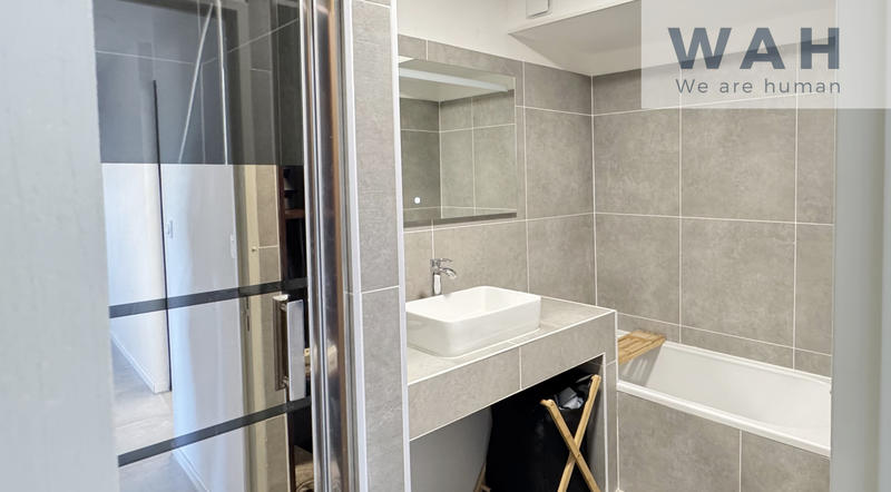 Loft - 101 m² - 4 pièces