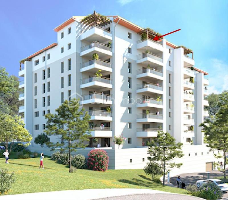 Appartement - 96 m² - 4 pièces