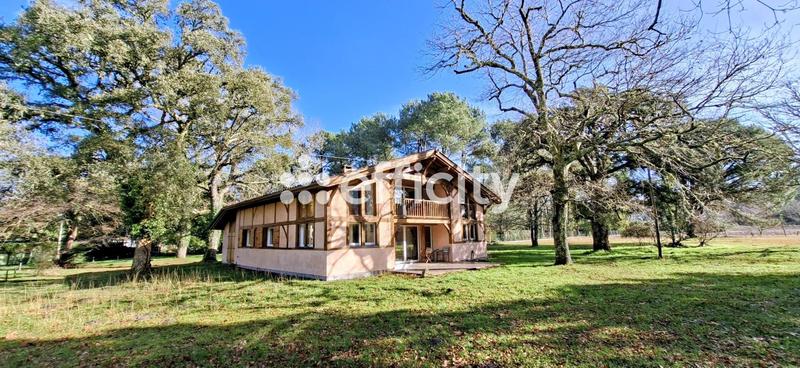 Maison d'architecte - 159 m² - 7 pièces