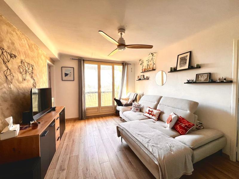 Appartement - 57 m² - 3 pièces