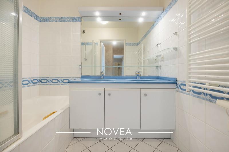 Appartement - 139 m² - 5 pièces