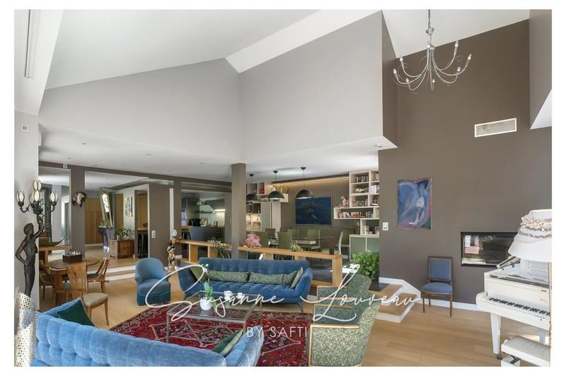 Maison - 355 m² - 11 pièces