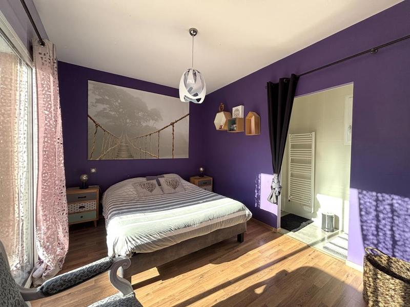 Maison - 181 m² - 7 pièces