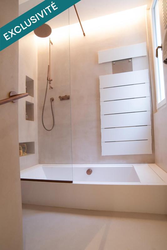 Appartement - 281 m² - 9 pièces