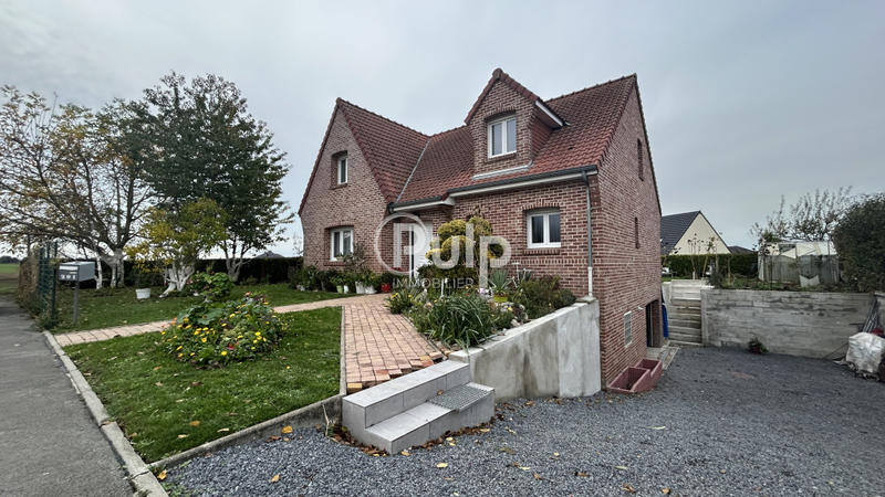 Pavillon - 136 m² - 7 pièces