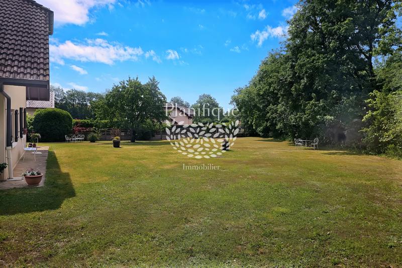 Maison - 177 m² - 6 pièces