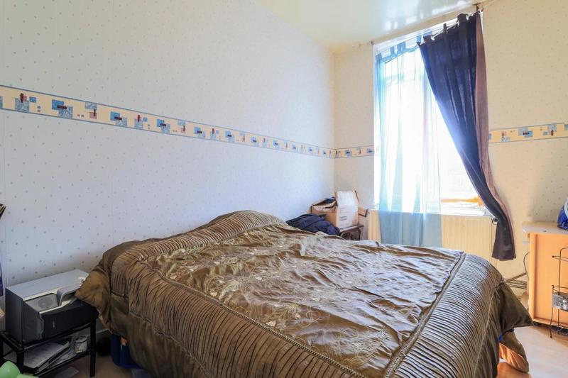 Maison - 148 m² - 9 pièces