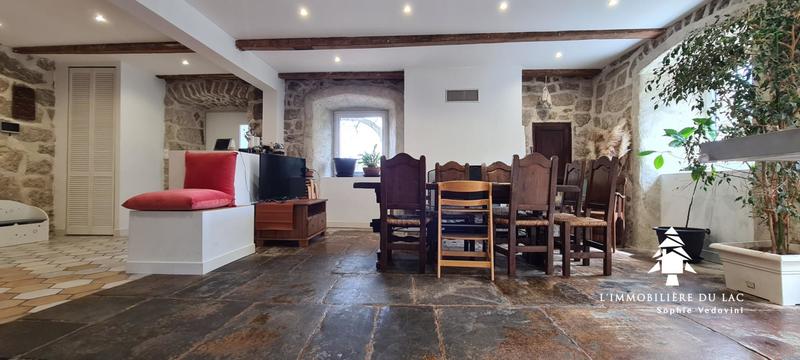 Maison en pierre - 170 m² - 6 pièces