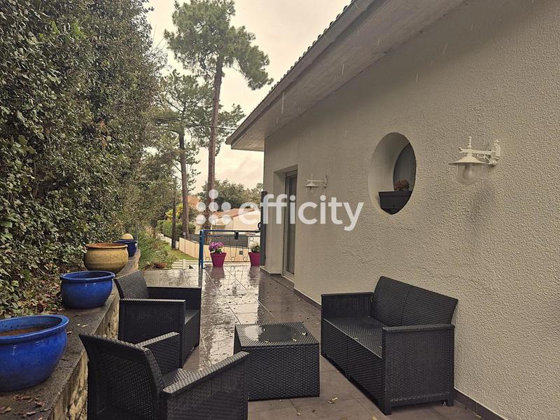 Villa - 141 m² - 5 pièces