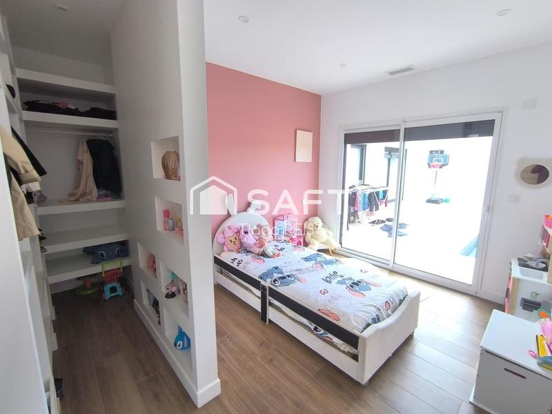 Maison - 182 m² - 7 pièces