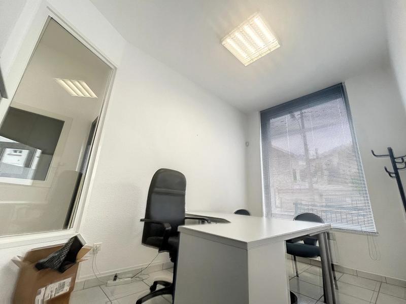 Local commercial - 195 m² - 5 pièces