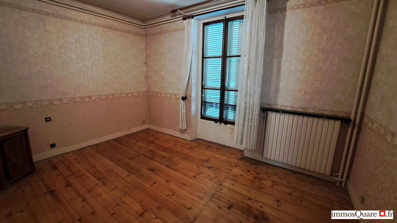 Maison ancienne - 190 m² - 6 pièces