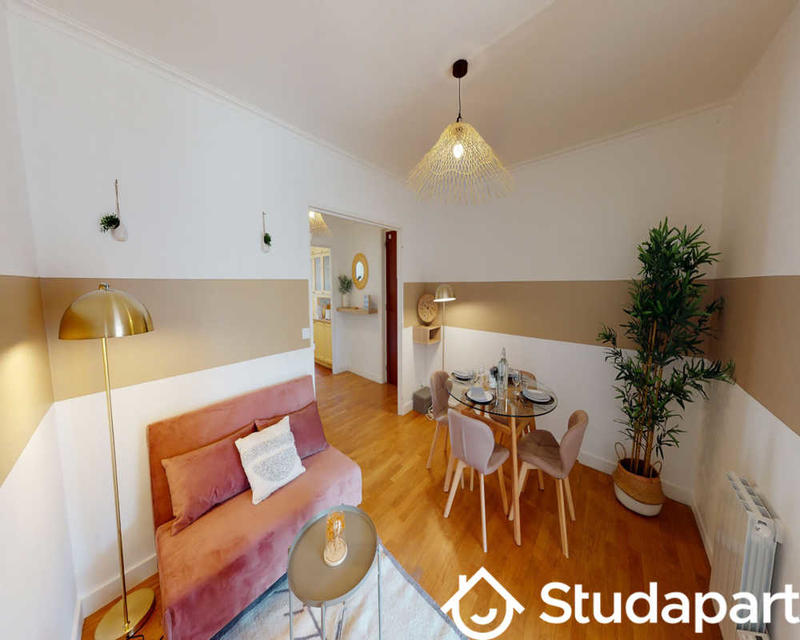 Chambre - 80 m² - 1 pièce