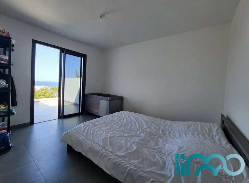 Villa - 100 m² - 4 pièces