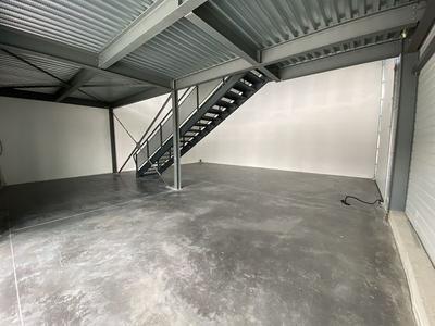 Local commercial - 186 m² - 2 pièces