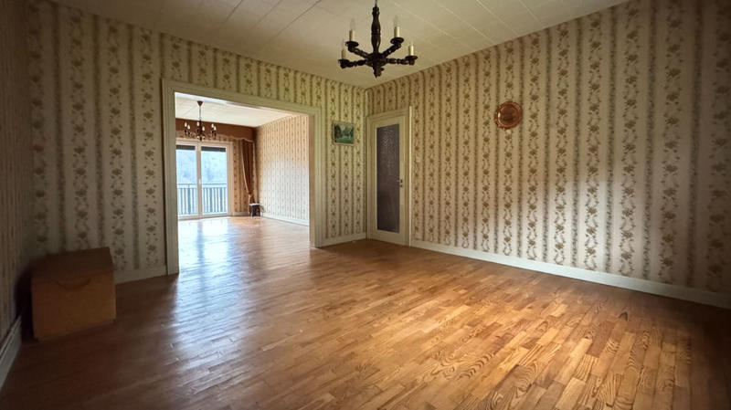 Maison - 177 m² - 7 pièces