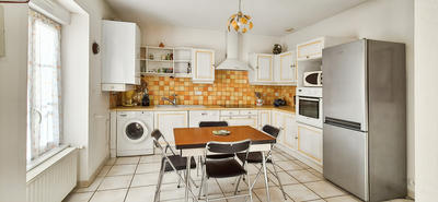 Appartement - 128 m² - 5 pièces