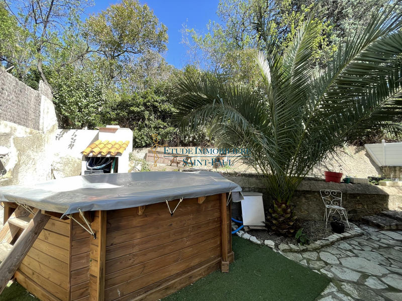 Villa - 288 m² - 8 pièces