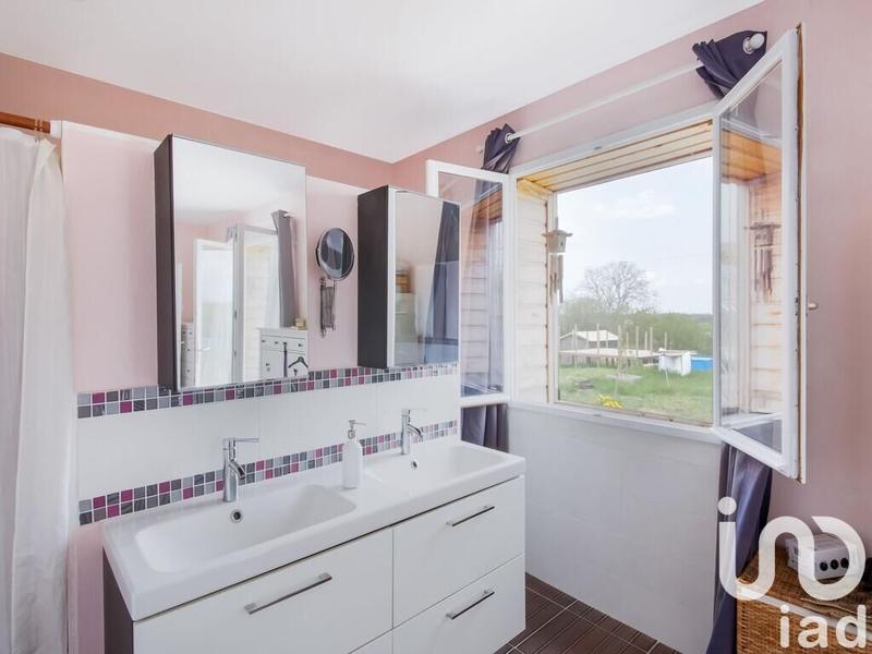 Maison - 300 m² - 9 pièces