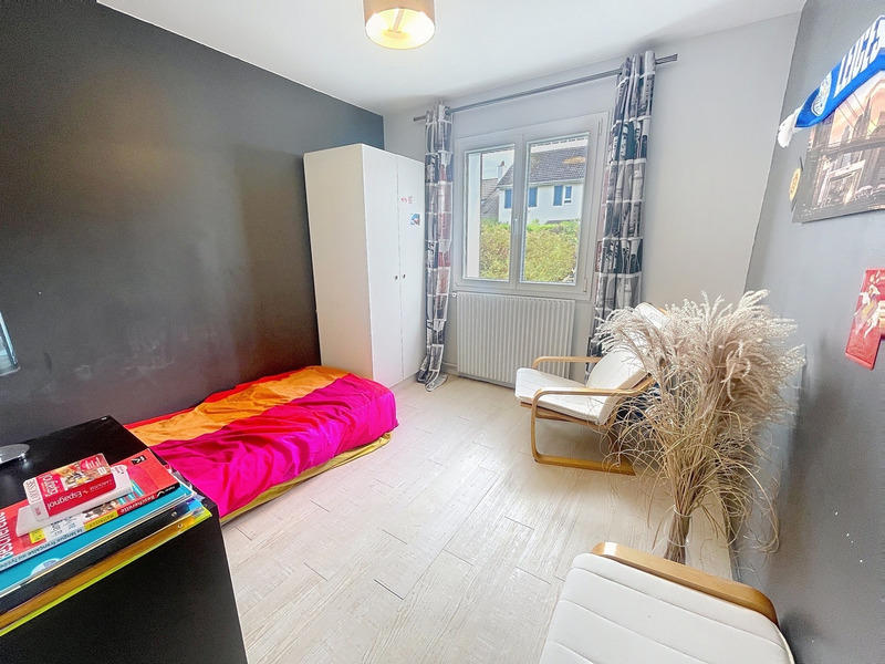 Maison - 130 m² - 7 pièces