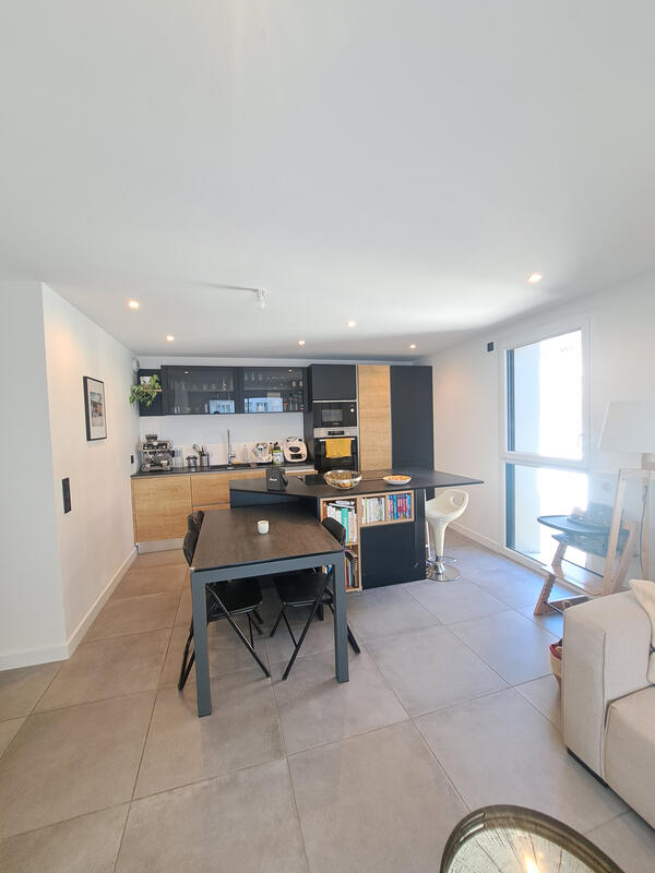 Appartement - 70 m² - 3 pièces