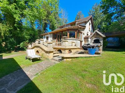 Maison - 155 m² - 6 pièces