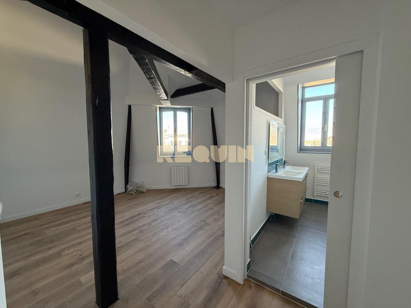 Appartement - 118 m² - 4 pièces