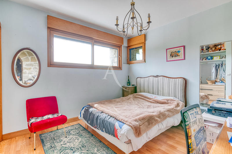 Maison - 178 m² - 6 pièces