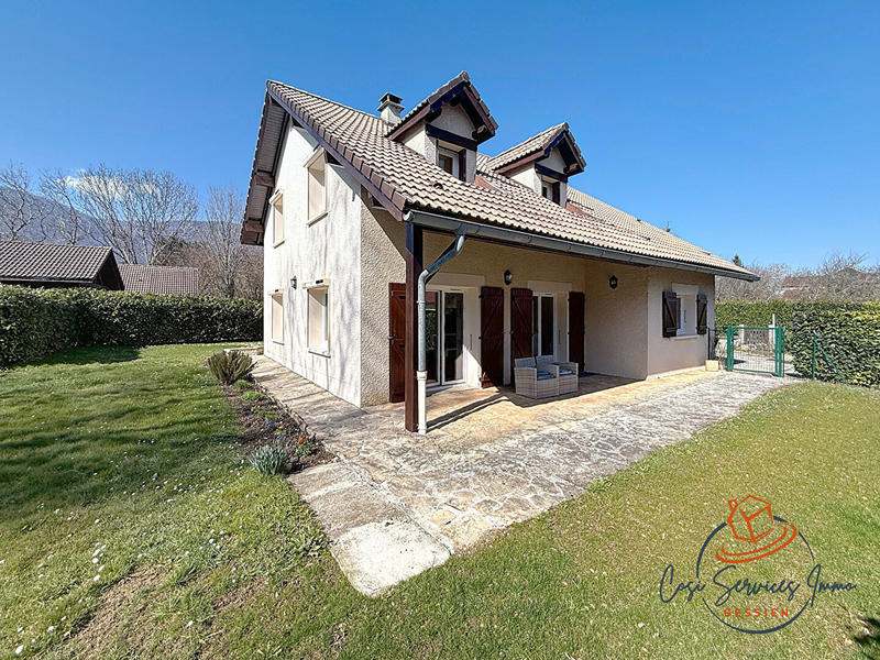 Villa - 200 m² - 7 pièces