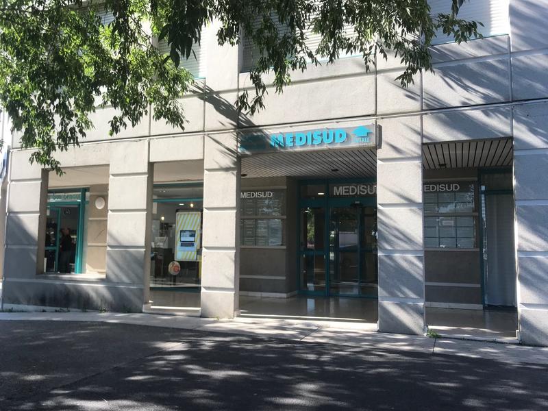 Bureau - 79 m² - 6 pièces