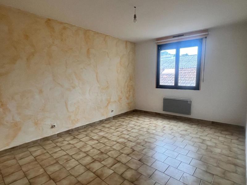 Maison - 360 m² - 18 pièces