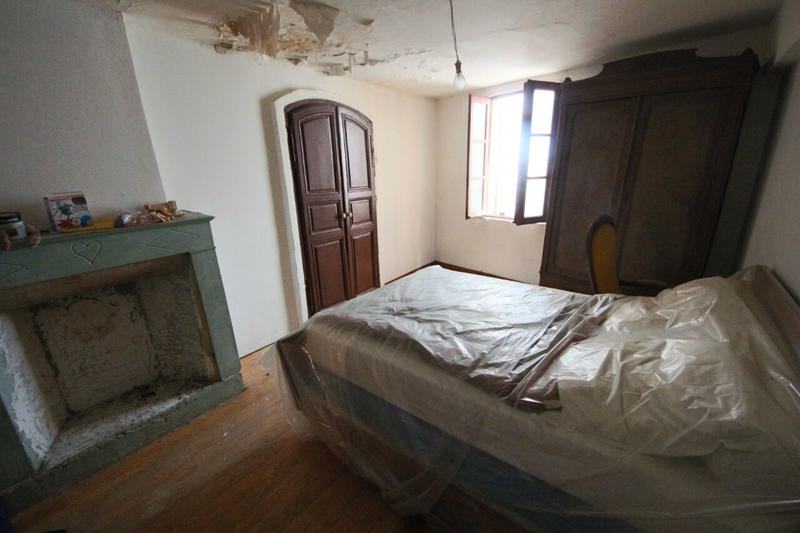 Maison - 216 m² - 8 pièces