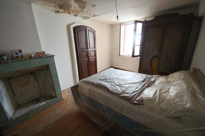 Maison - 216 m² - 8 pièces