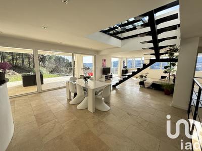 Maison de maîtres - 235 m² - 8 pièces