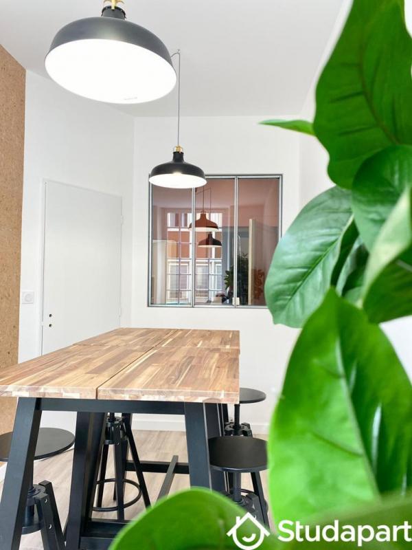 Chambre - 9 m² - 1 pièce