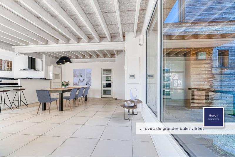 Maison - 197 m² - 9 pièces